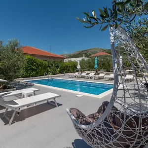 Vengo Trogir